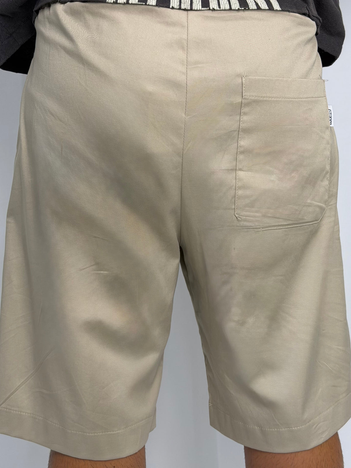 Short Basic Beige