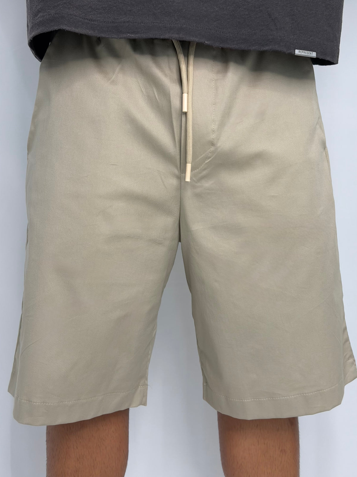 Short Basic Beige